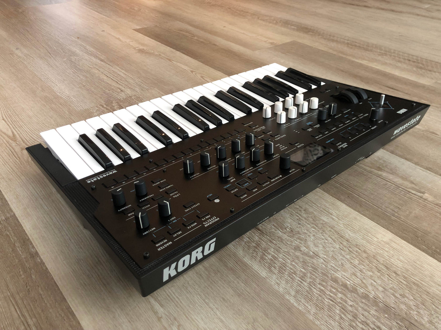 Korg Wavestate MKI Wave Sequencing Synthesizer w/ Original Power Supply