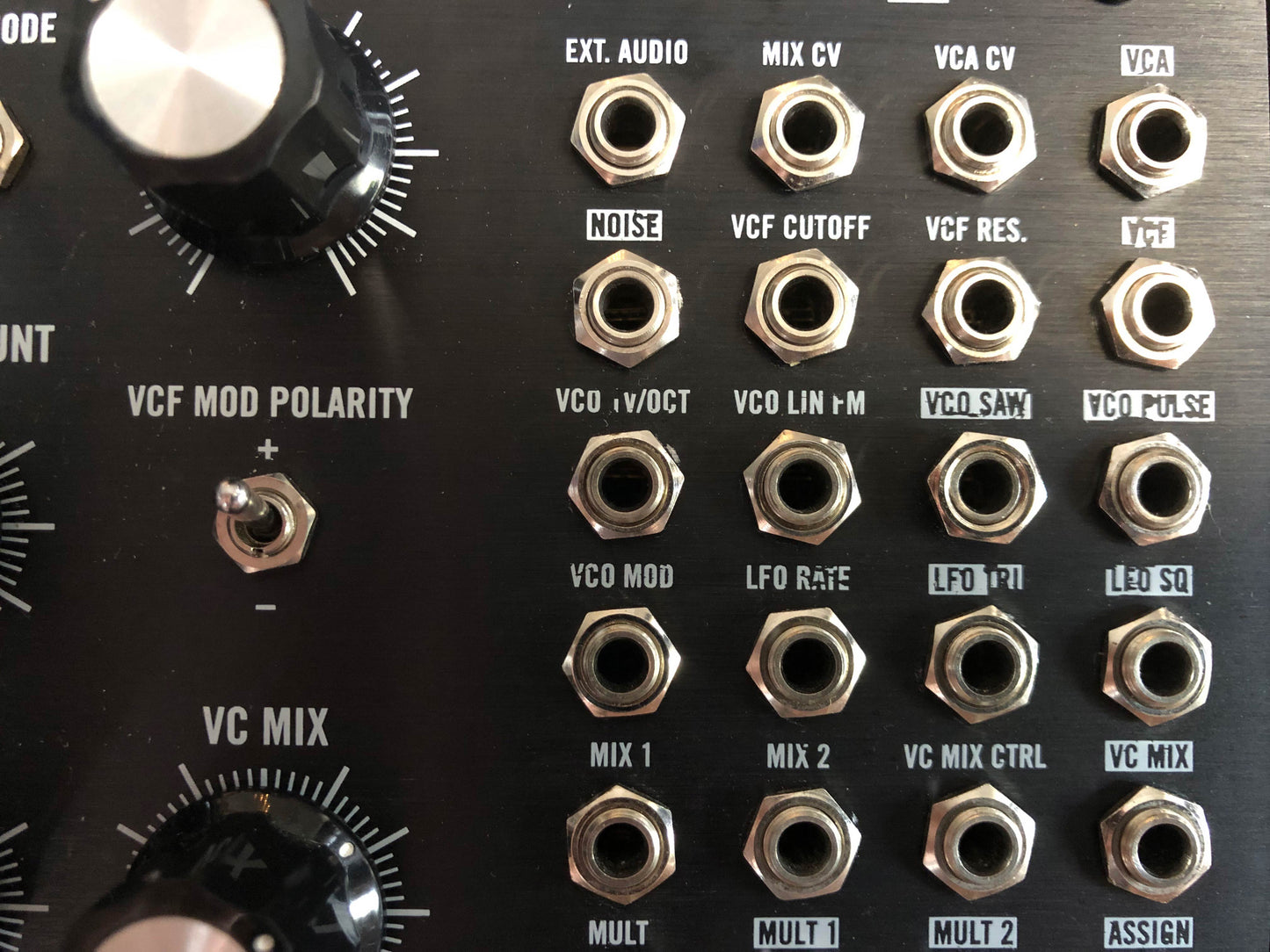 Moog Mother-32 Semi-Modular Analog Synthesizer Manual, 7 Patch Cables + PSU
