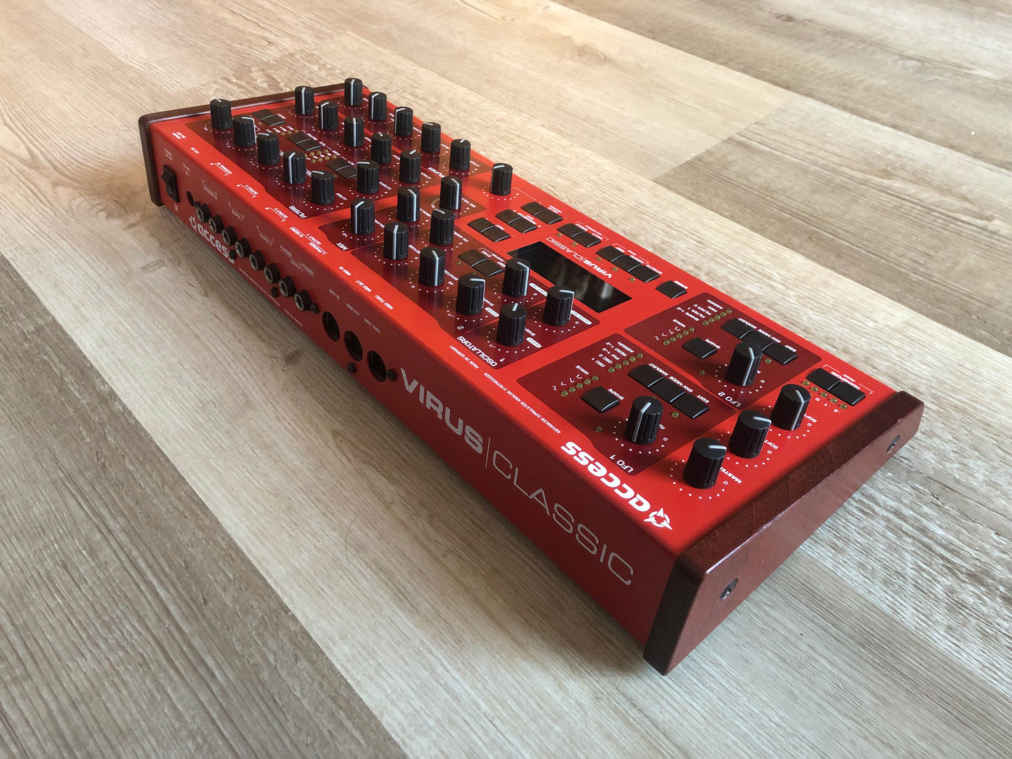 Access Virus Classic Desktop (B) w/ All New Tacts, Power Filter Cap, Battery + PSU, OS 4.9