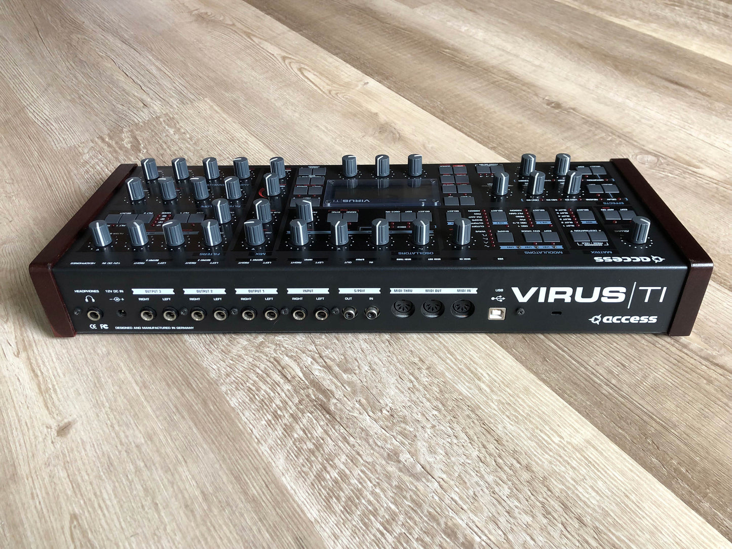Access Virus TI Desktop w/ All New Tacts, New PSU + HQ USB Cable