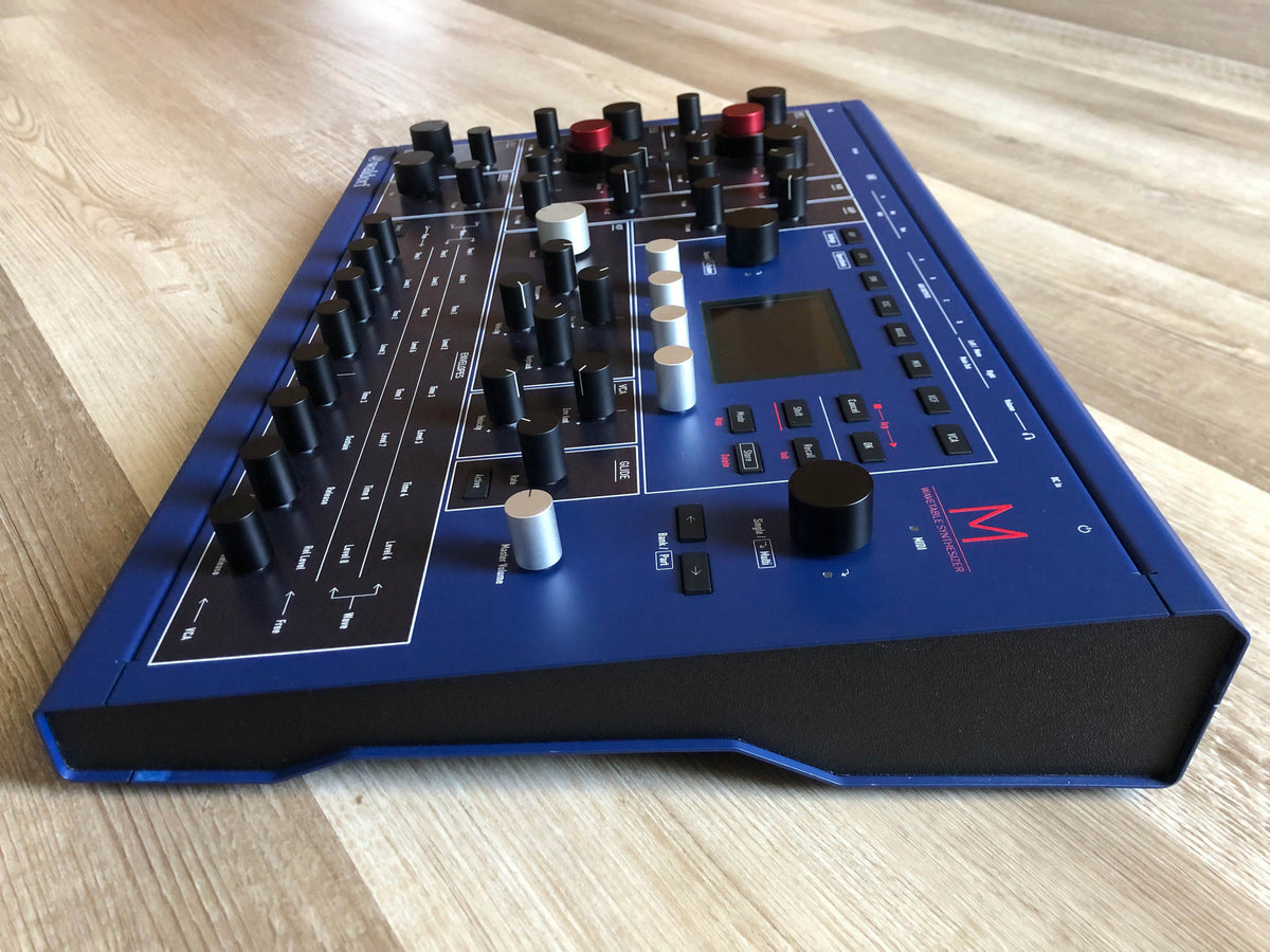 Waldorf M 8-Voice Wavetable Desktop Synthesizer w/ OG Box + PSU