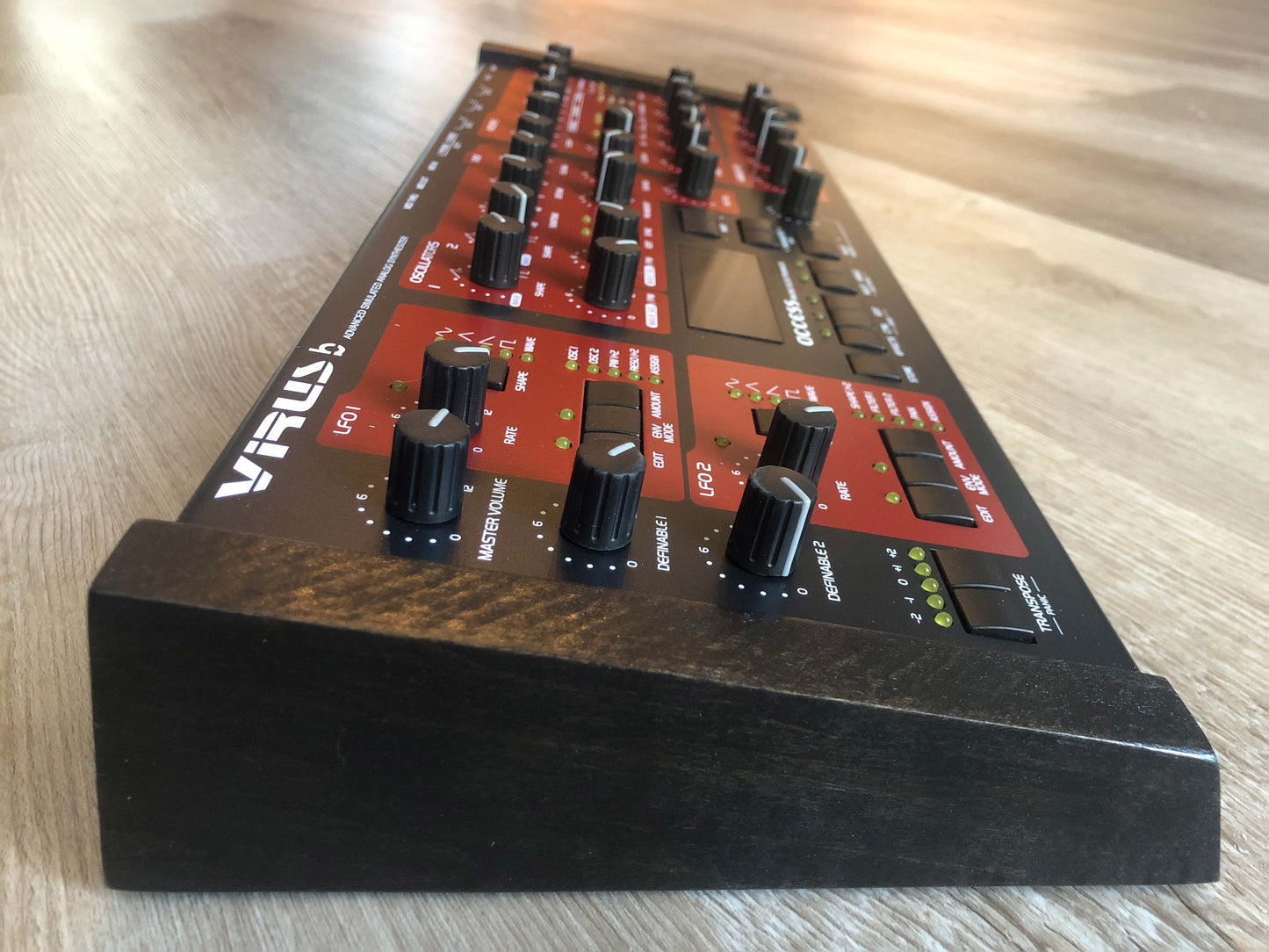 Access Virus B Desktop, All New Tacts, Power Filter Cap, Battery, Custom Wood Sides + PSU, OS 4.9