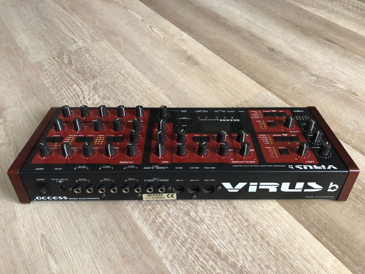 Access Virus B Desktop, All New Tacts, Power Filter Cap, Battery + PSU, OS 4.9