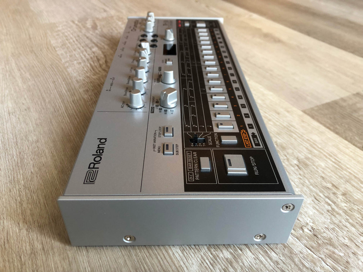Roland TR-06 Boutique Series Drumatix Rhythm Machine w/ OG Box