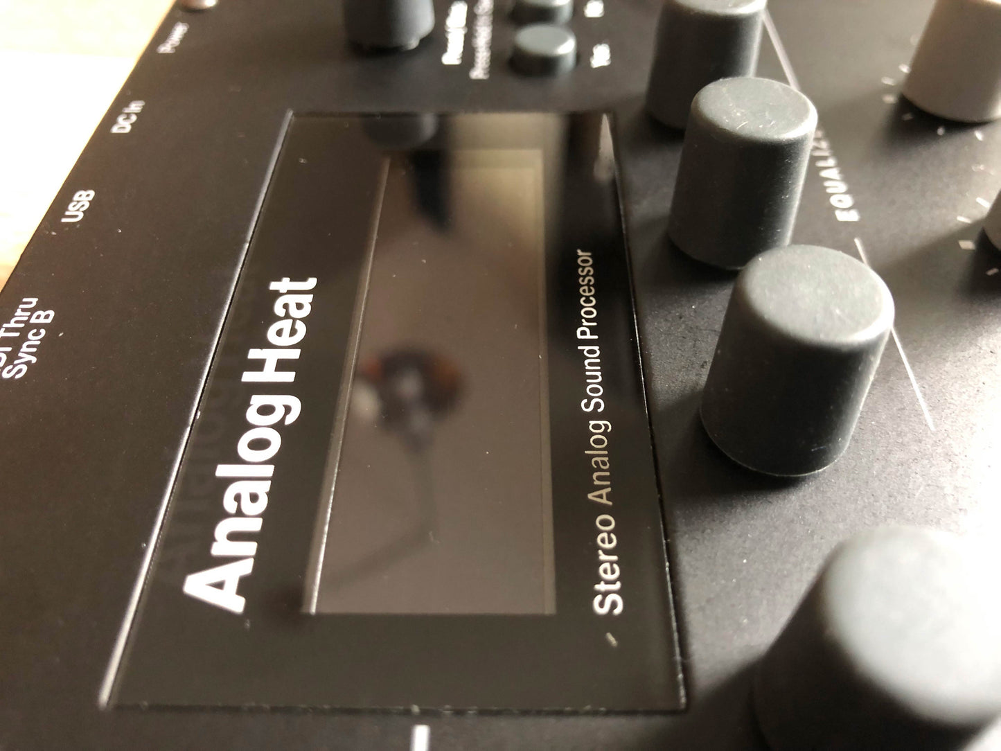 Elektron Analog Heat MKI w/ OG PSU + Quality Aftermarket USB Cable
