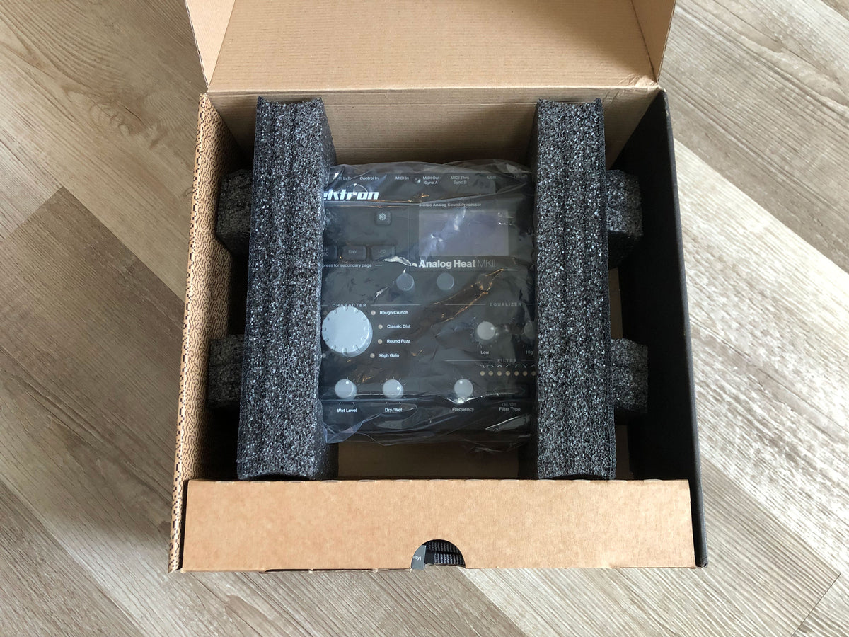 Elektron Analog Heat MKII Minty w/ OG Box, PSU + USB Cable