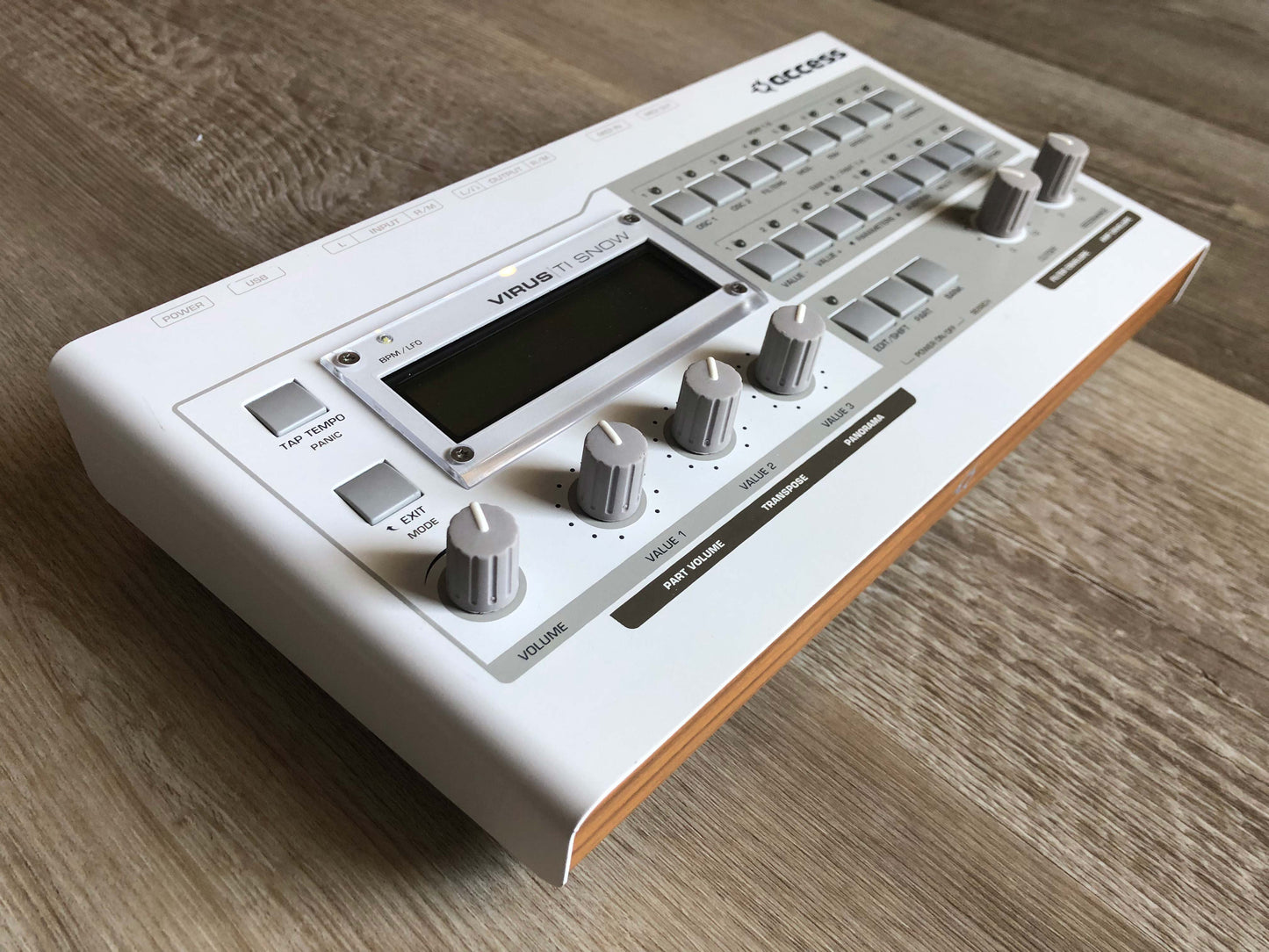 Access Virus TI Snow, All New Tacts & New Battery, PSU + USB Cable