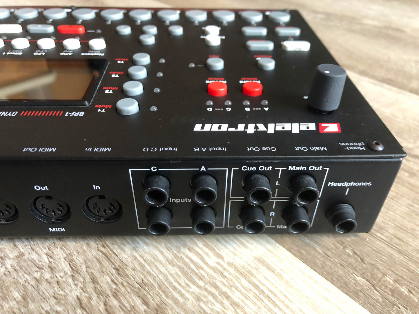 Elektron Octatrack DPS-1 Sampler w/ OG Box, PSU + New USB Cable