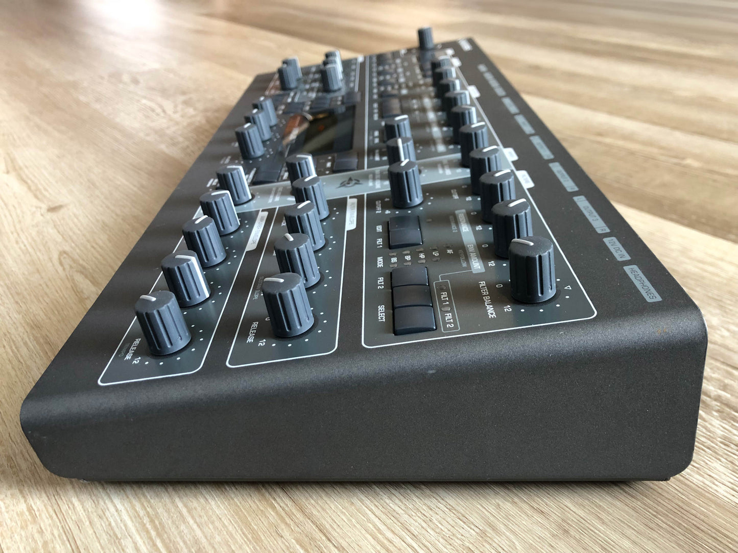 Access Virus TI2 Desktop Later Production Run w/ New PSU + USB Cable