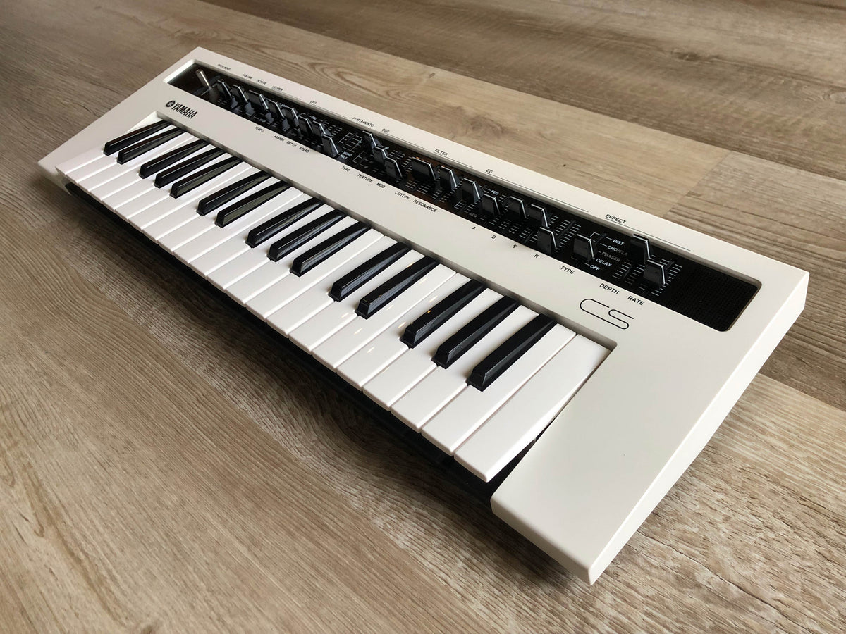 Yamaha Reface CS Mobile Mini Vintage Synth /w OG Box + PSU