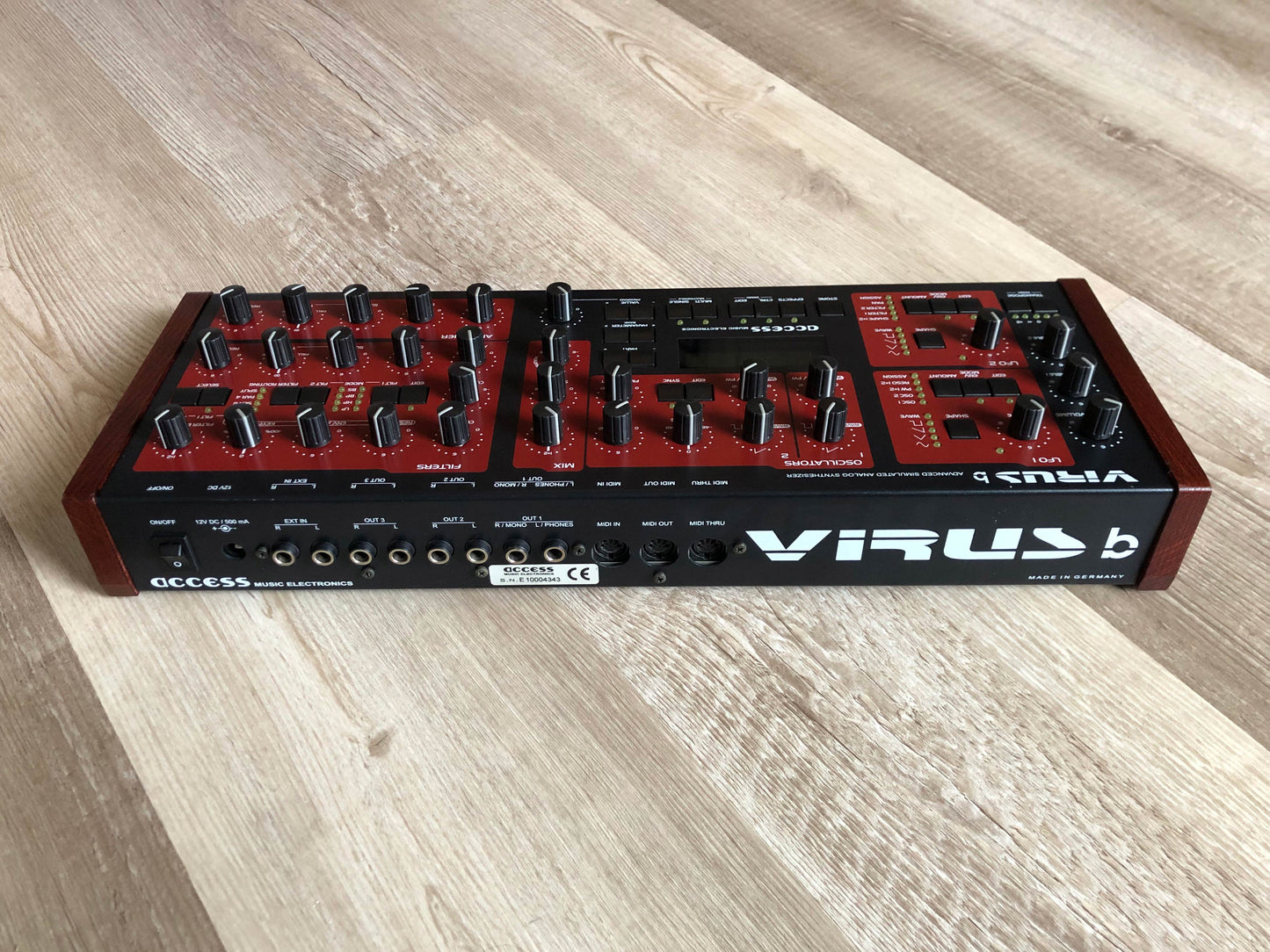 Access Virus B Desktop, Fully Recapped, All New Tacts, New Display, Power Switch, Battery + PSU