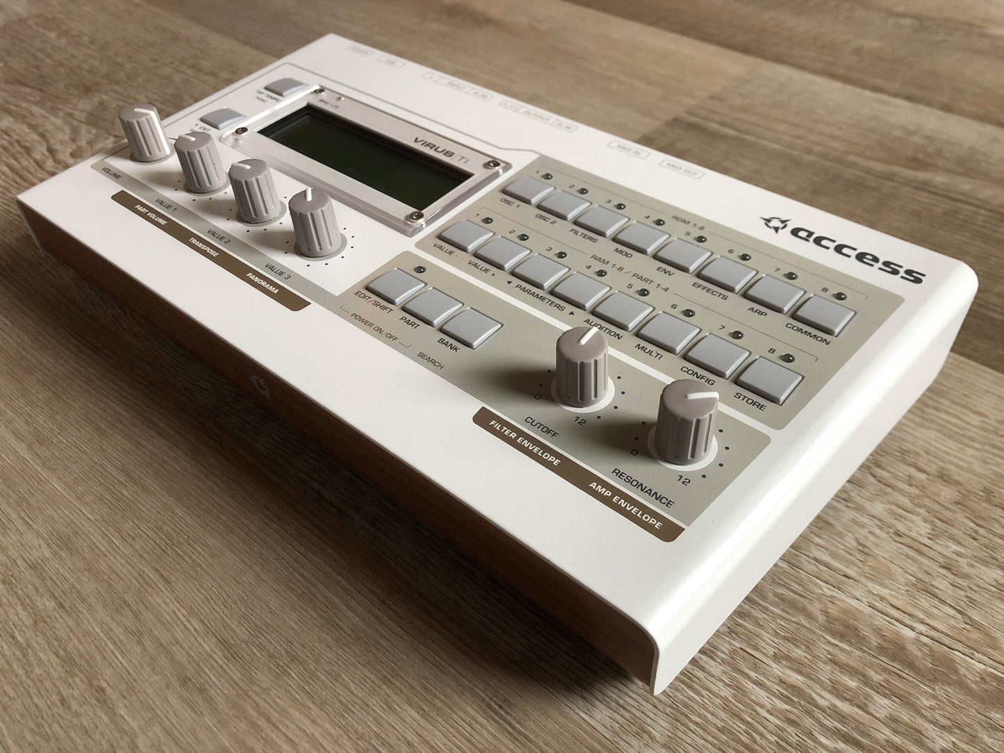 Access Virus TI Snow Minty w/ New PSU + New HQ USB Cable