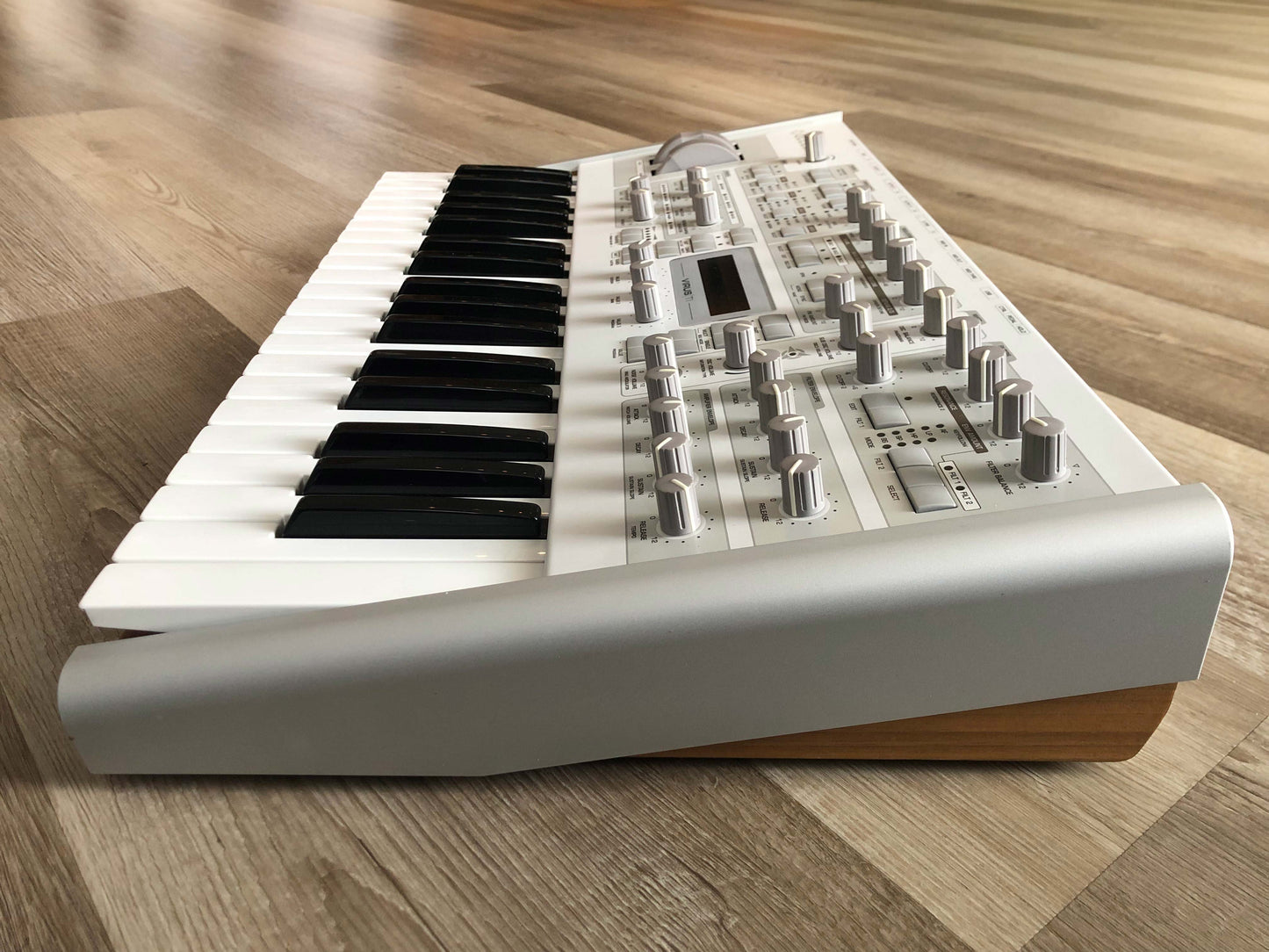 Access Virus TI2 Polar Nice and Clean w/ Power + USB Cable