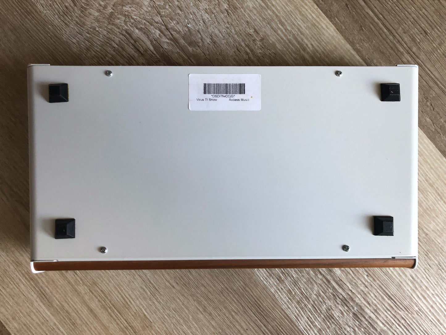 Access Virus TI Snow, All New Tacts & New Battery, PSU + USB Cable