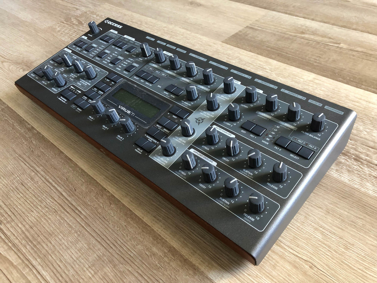 Access Virus TI2 Desktop Minty Late Production Run w/ Original PSU + USB Cable