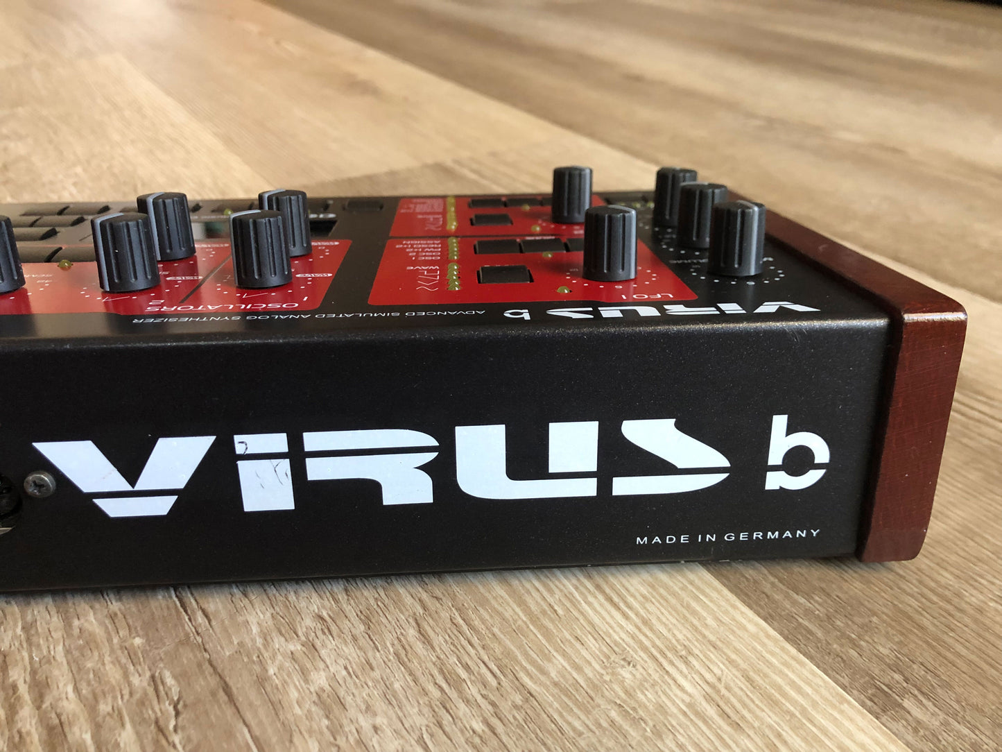 Access Virus B Desktop, All New Tacts, Power Filter Cap, Battery + PSU, OS 4.9