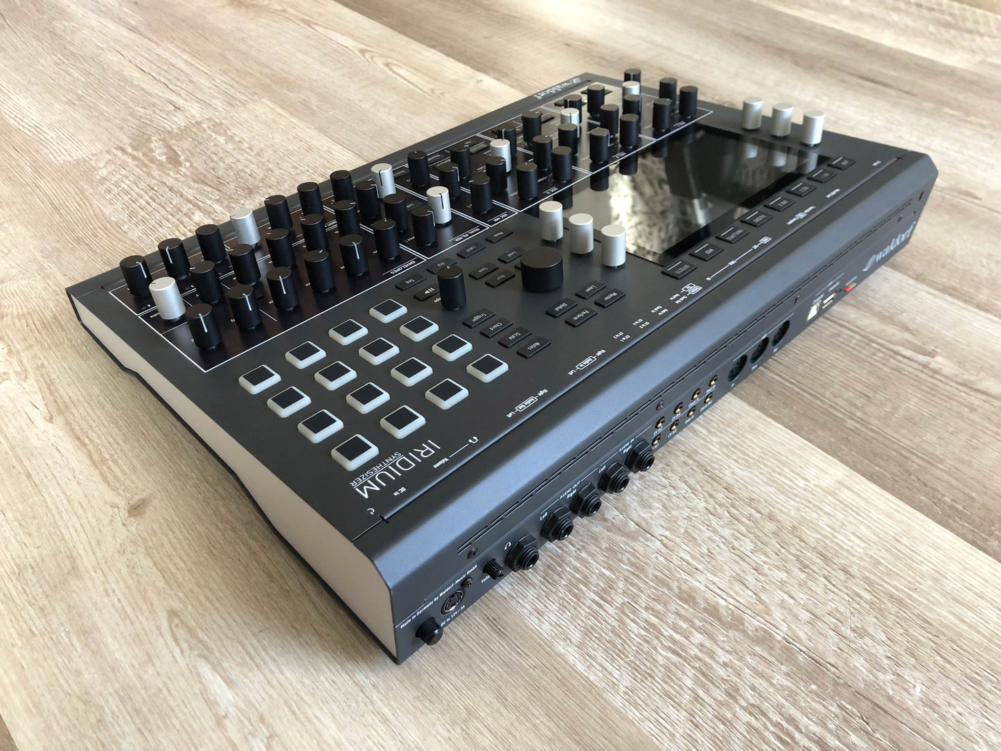 Waldorf Iridium Desktop MKI 16-Voice Synthesizer w/ OG Box, 128GB microSD + PSU