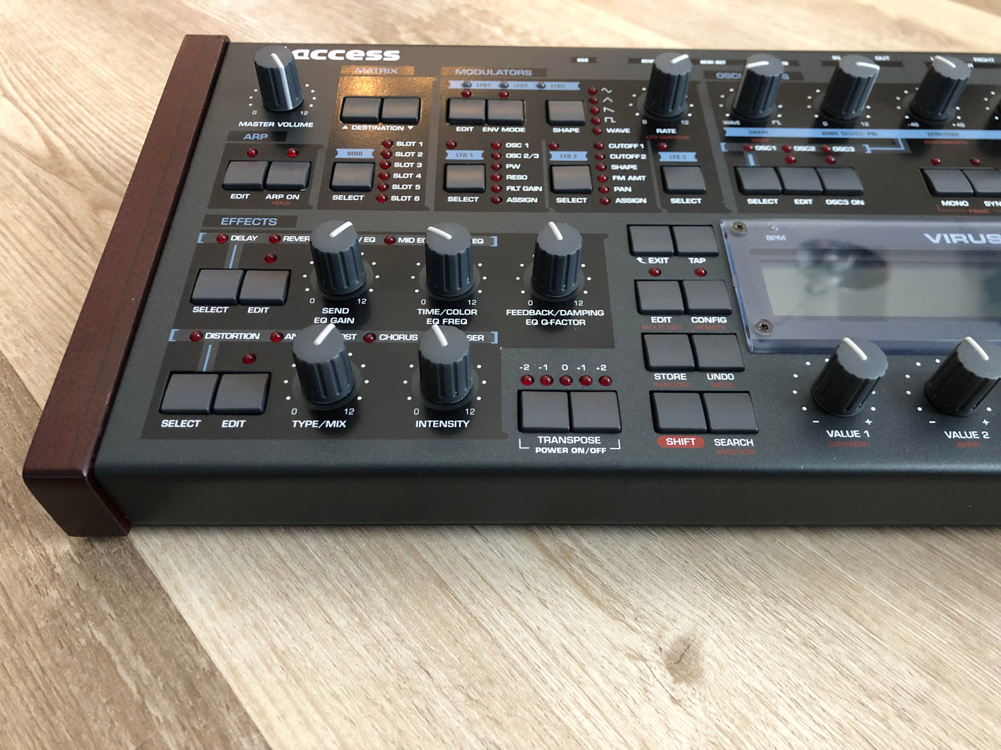 Access Virus TI Desktop Near-Mint w / All New Tacts, New Battery, Power Supply + HQ USB Cable