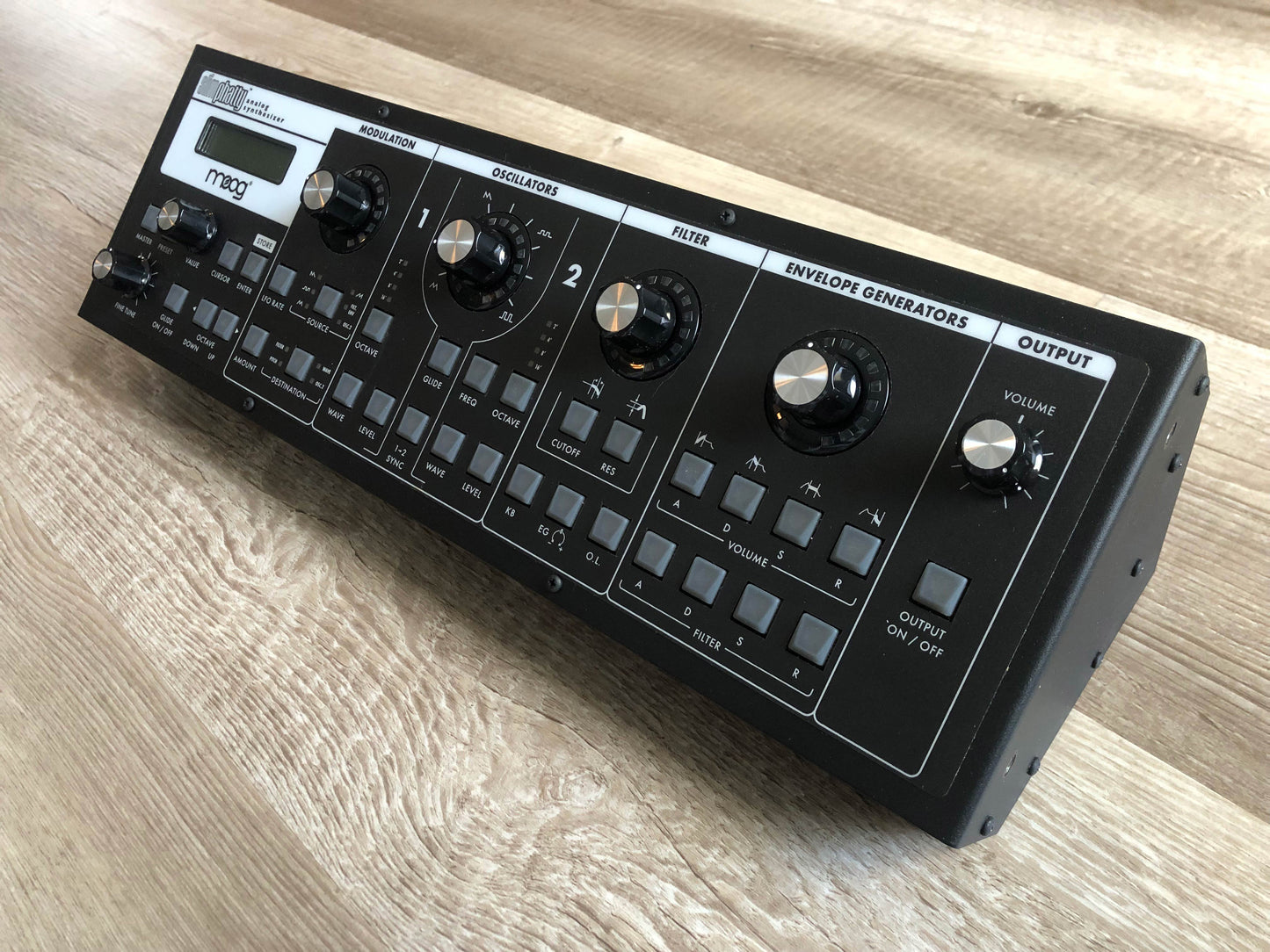 Moog Slim Phatty Analog Synthesizer w/ Original Box + Rack Ears
