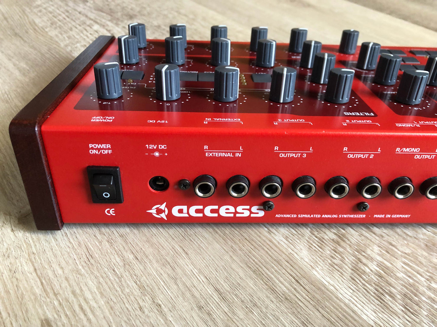 Access Virus Classic Desktop w/ All New Tacts, Near-Mint w/ All New Tacts, Partial Recap, New Display + PSU