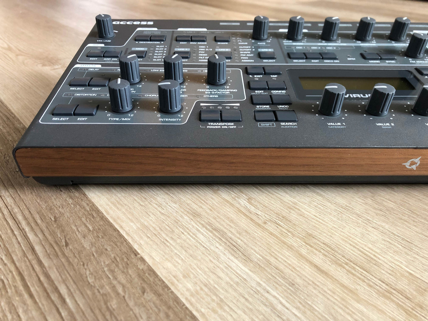 Access Virus TI2 Desktop Later Production Run w/ New PSU + USB Cable