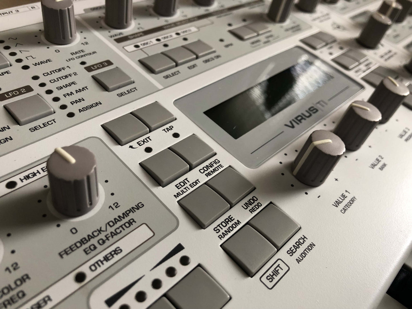 Access Virus TI2 Polar Nice and Clean w/ Power + USB Cable