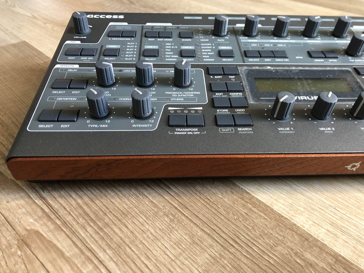 Access Virus TI2 Desktop Minty Late Production Run w/ Original PSU + USB Cable