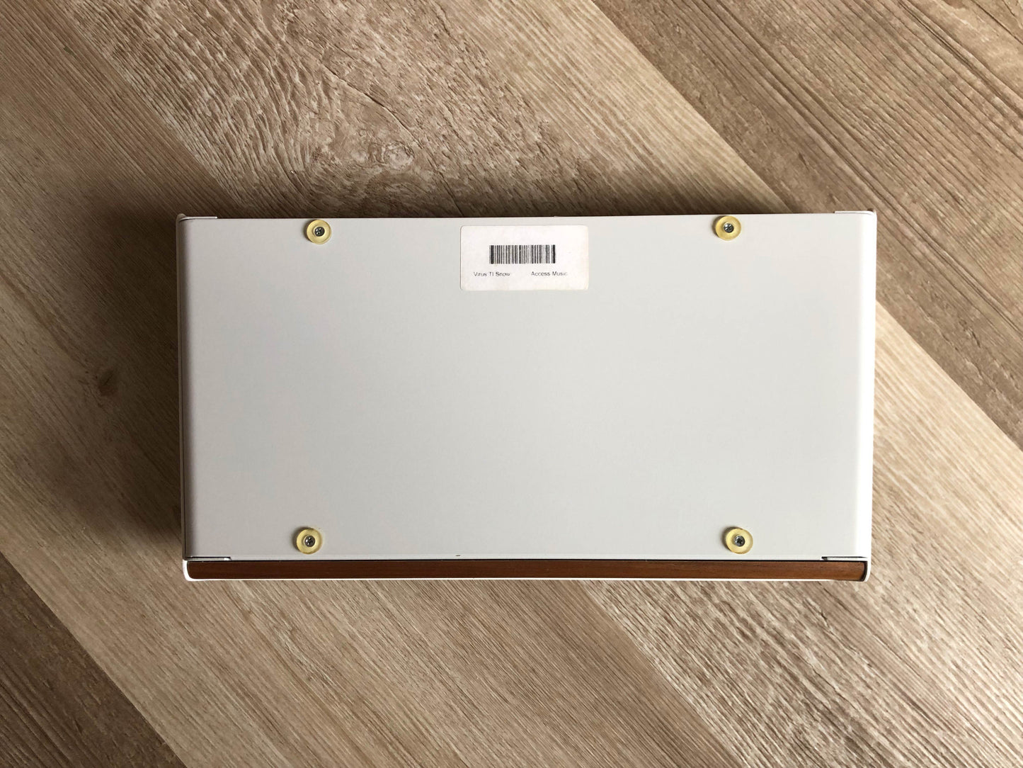 Access Virus TI Snow Minty w/ New PSU + New HQ USB Cable