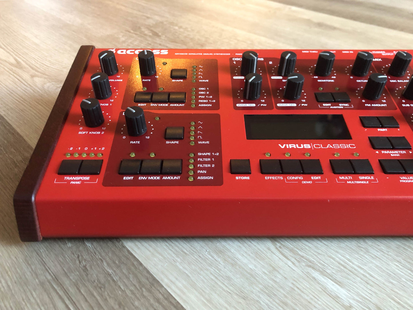 Access Virus Classic Desktop (B) w/ All New Tacts, Power Filter Cap, Battery + PSU, OS 4.9