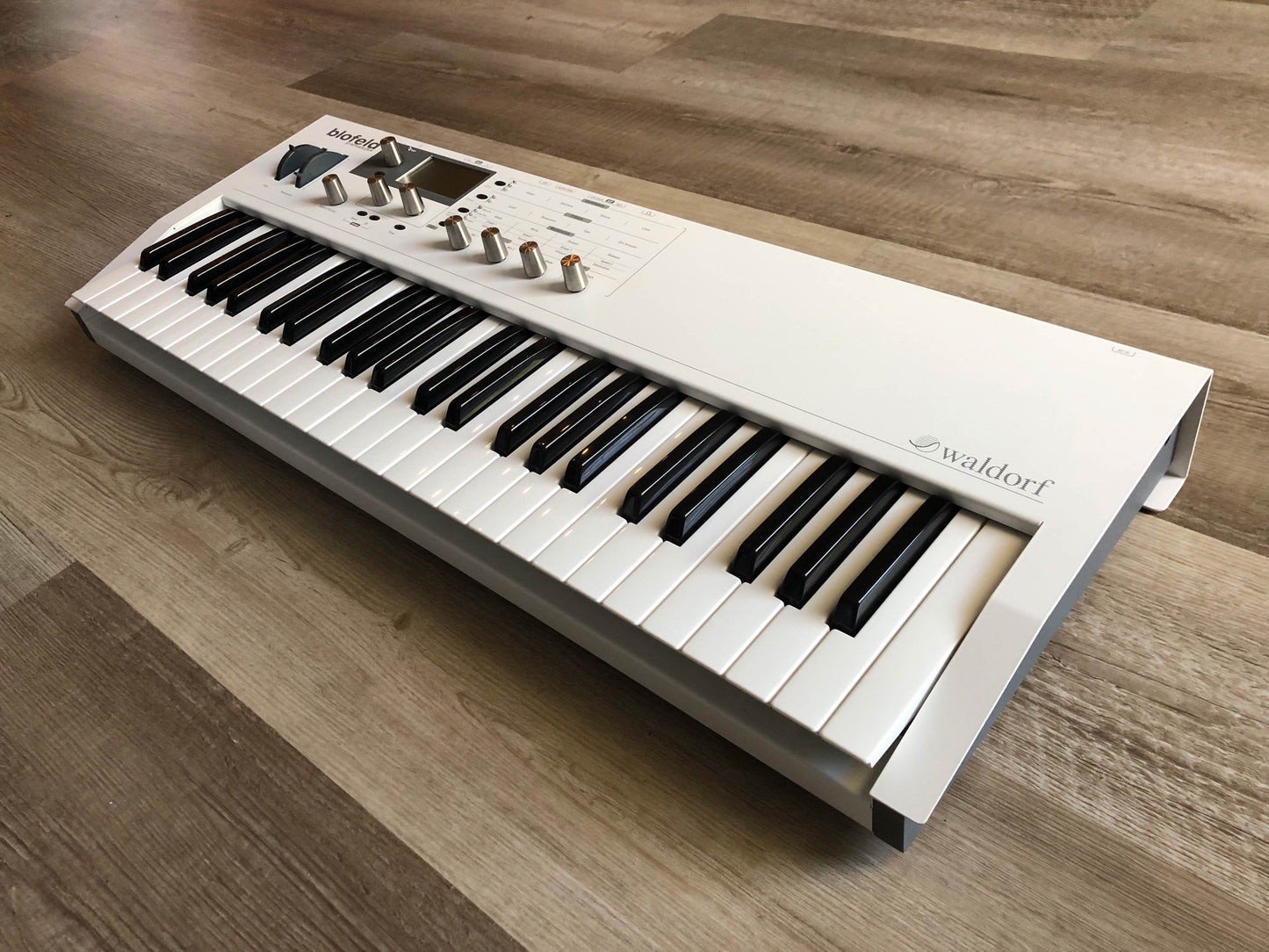 Waldorf Blofeld 49-Key Wavetable & Analog Modeling Synthesizer Mint w/ Original Box + Manual