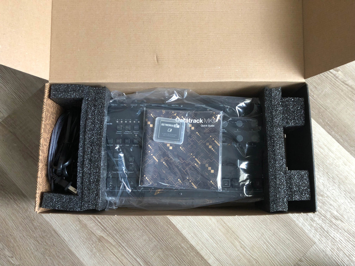 Elektron Octatrack MKII Black Like-New w/ OG Box, PSU, USB Cable + 32 GB Card