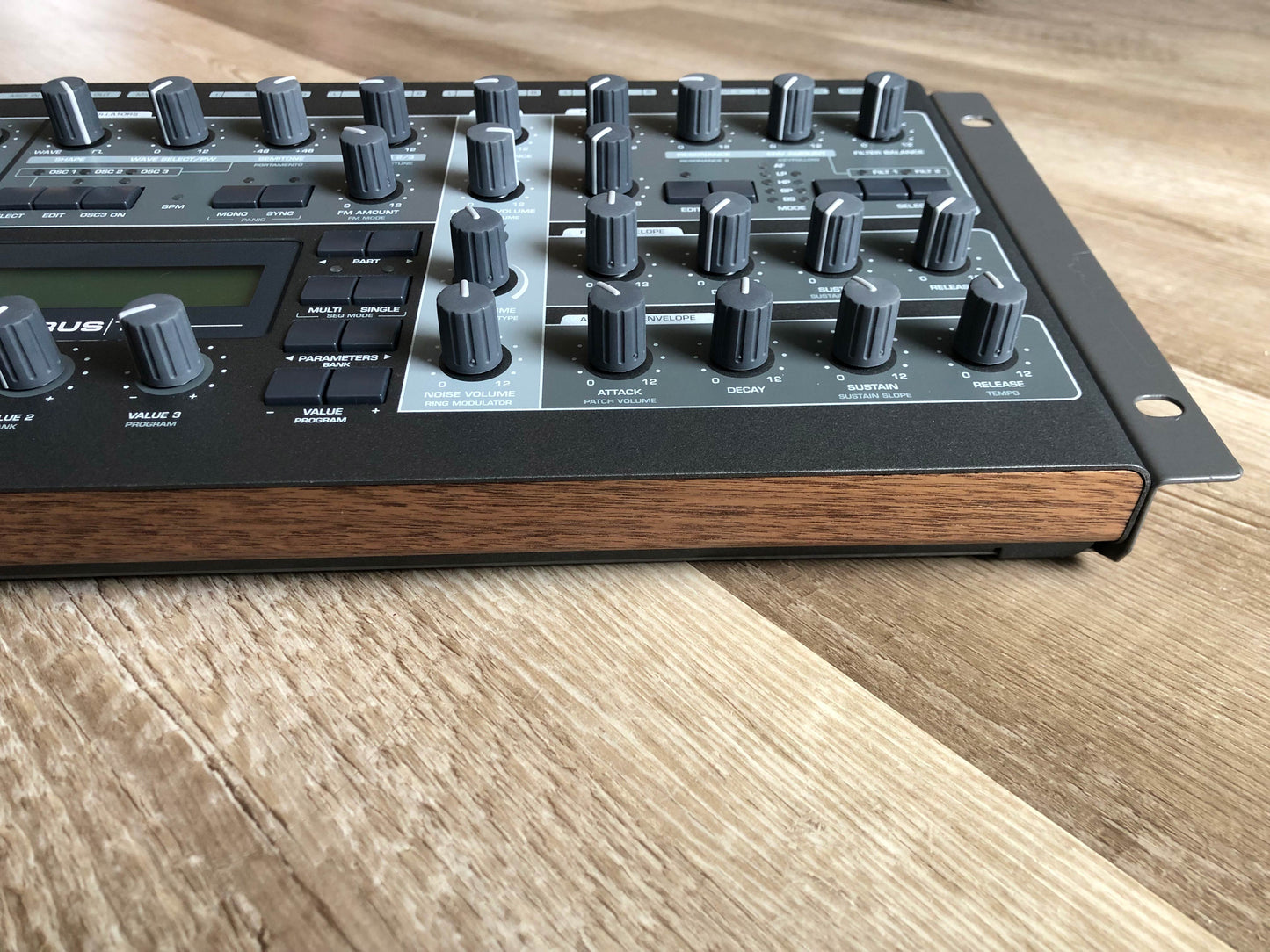 Access Virus TI2 Rack Minty Late Production Run w/ Original PSU + New HQ USB Cable