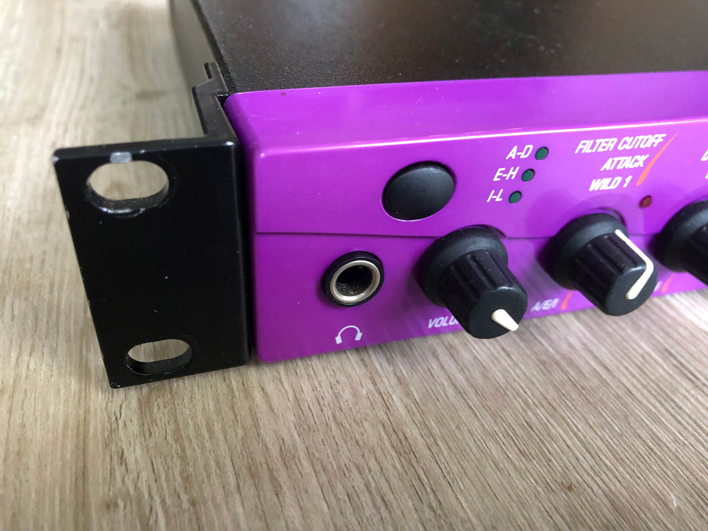 E-MU Systems Mo' Phatt Synthesizer Sound Module w/ New Encoder + Rack Ears