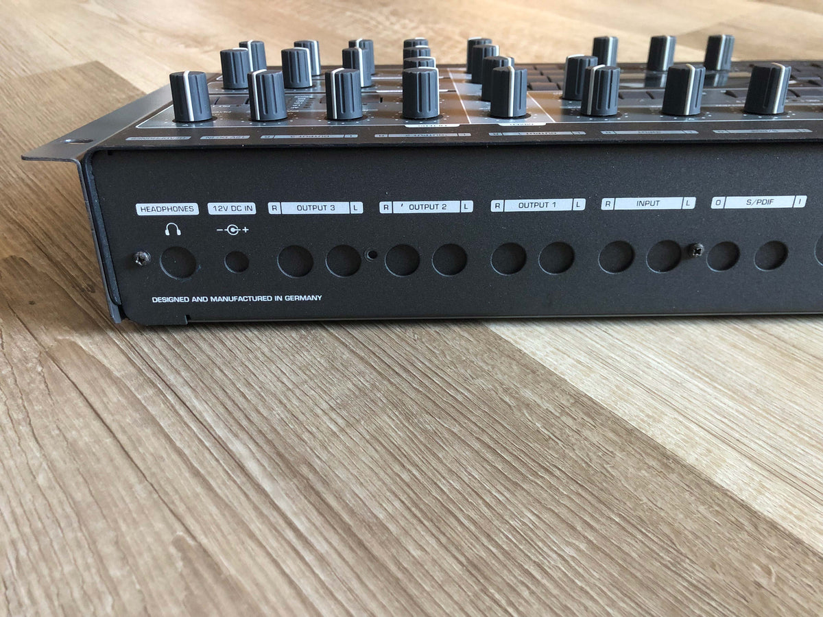 Access Virus TI2 Digital Synthesizer w/ Rack Mount Kit, New Battery + New PSU