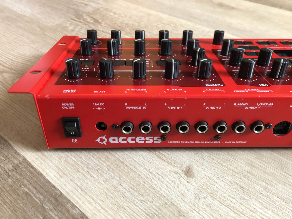 Access Virus Classic Desktop, Fully Recapped w/ All New Tacts, New Power Switch, Battery, Triad PSU + Original Red Rack Ears