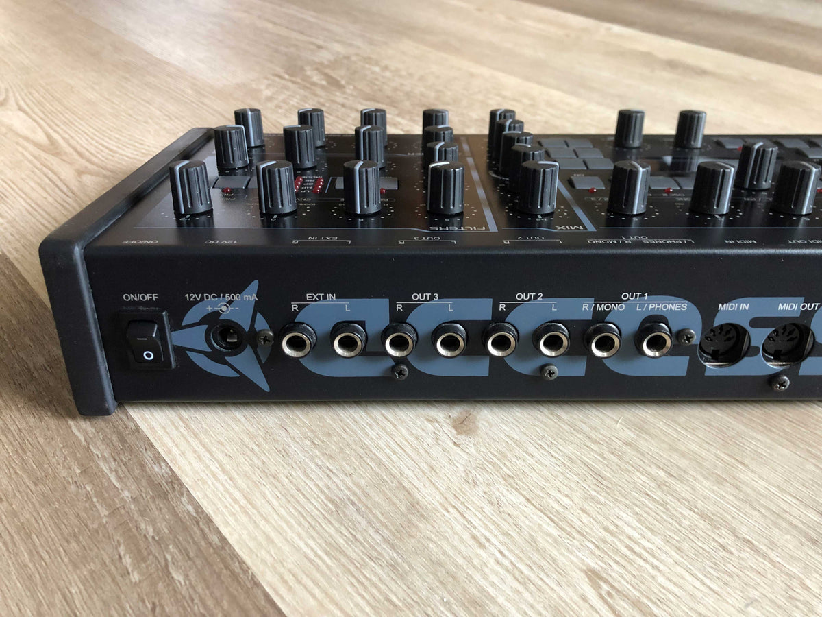 Access Virus C Desktop, Fully Recapped w/ All New Tacts, New Power Switch, Battery + Triad PSU