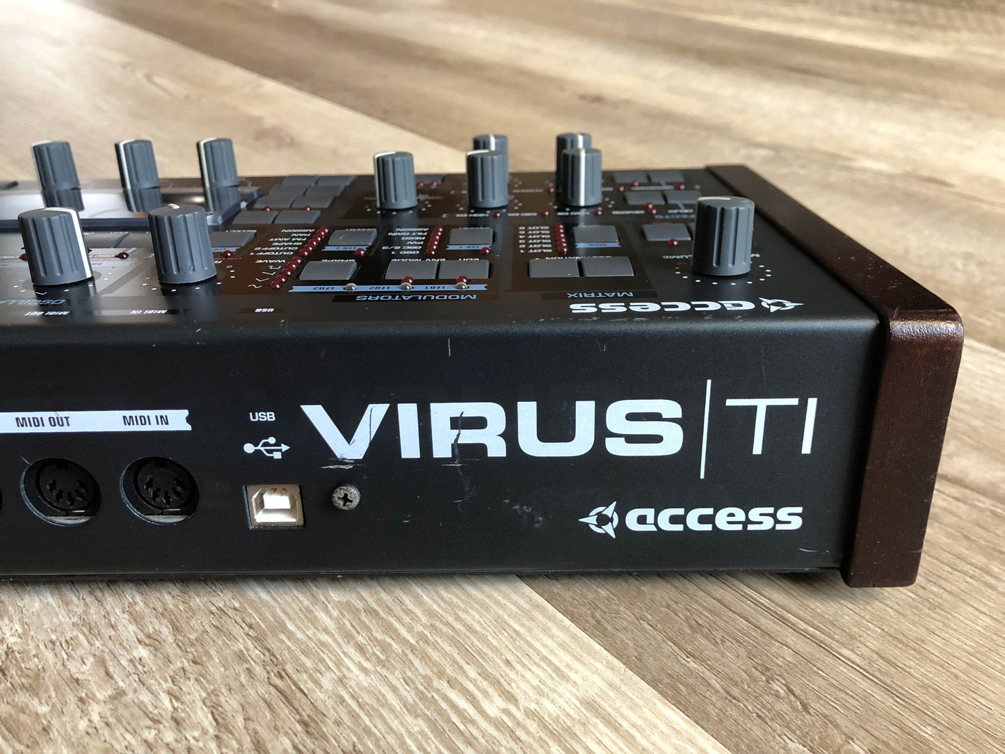 Access Virus TI Desktop w / All New Tacts, New Battery, Power Supply + HQ USB Cable
