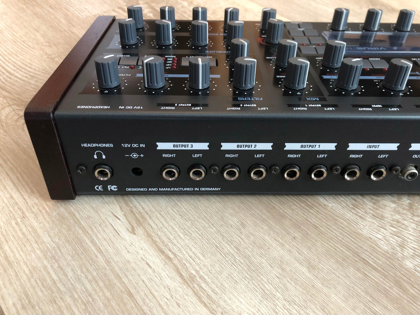 Access Virus TI Desktop Near-Mint w / All New Tacts, New Battery, Power Supply + HQ USB Cable