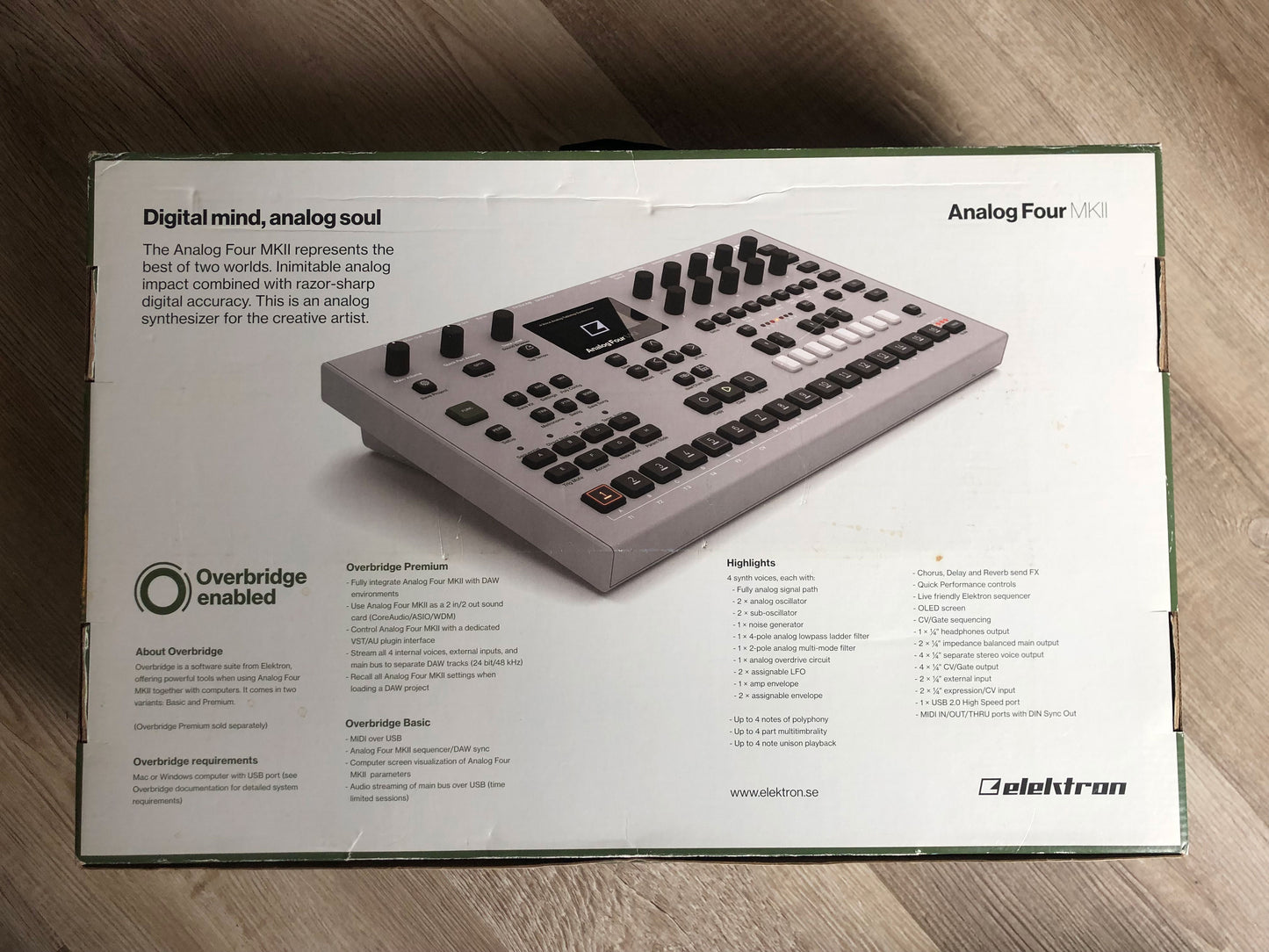 Elektron Analog Four MKII w/ OG Box, PSU + USB Cable