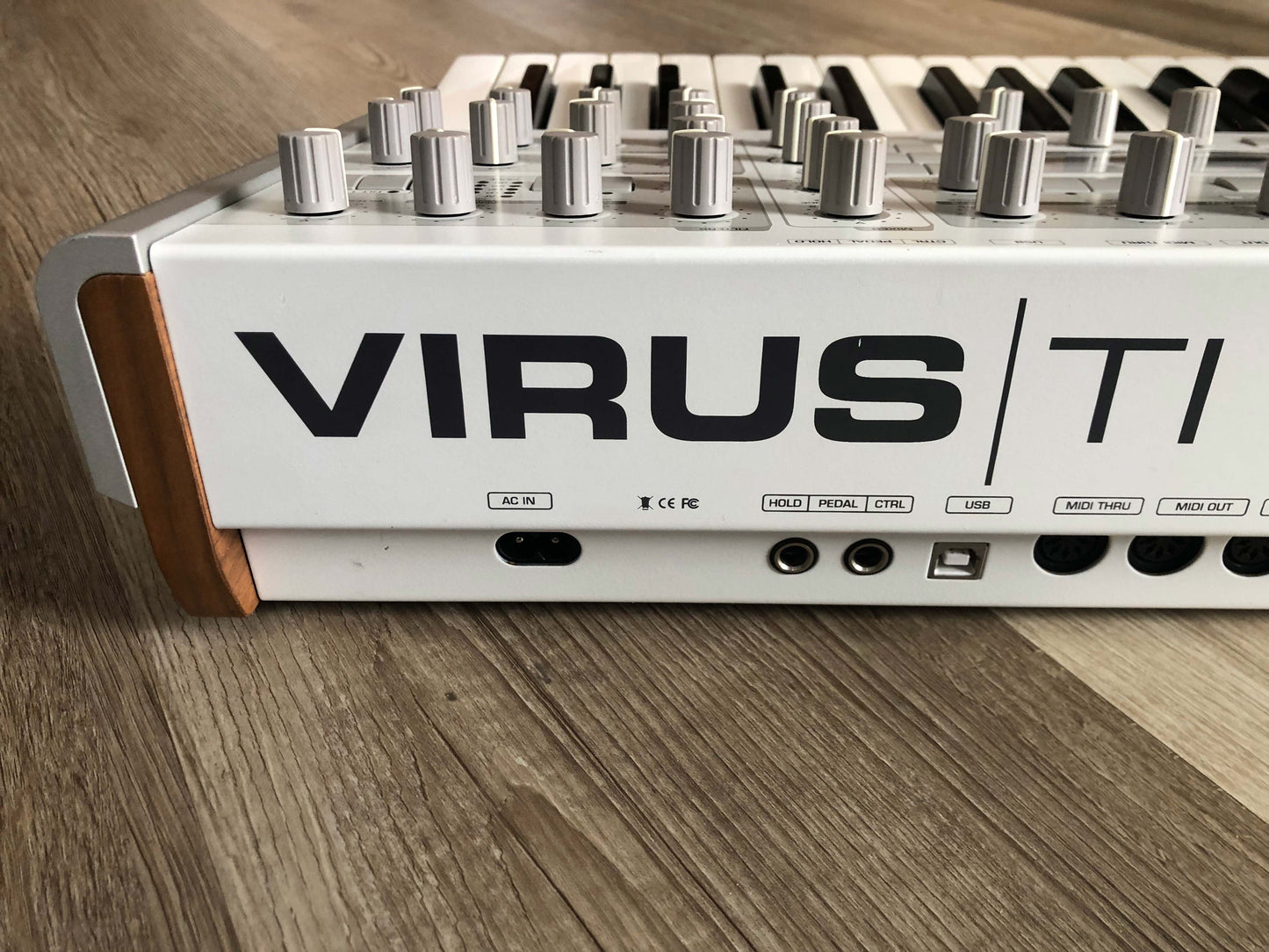 Access Virus TI2 Polar Nice and Clean w/ Power + USB Cable