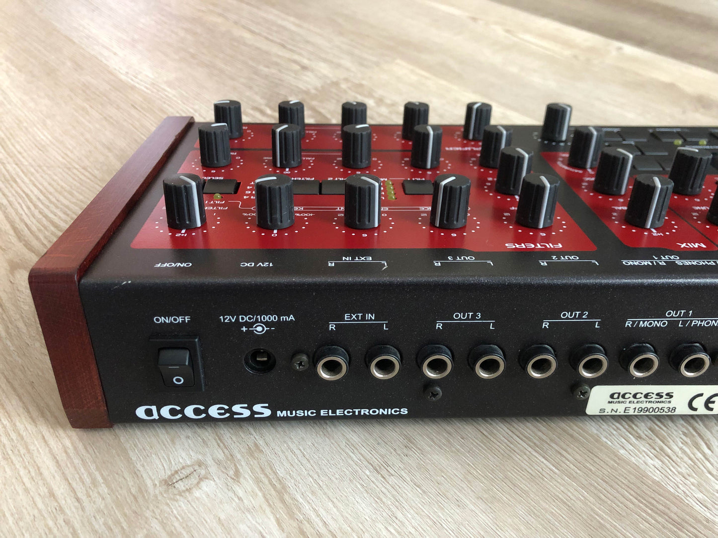 Access Virus B Desktop, Fully Recapped, All New Tacts, New Display, Power Switch, Battery + PSU