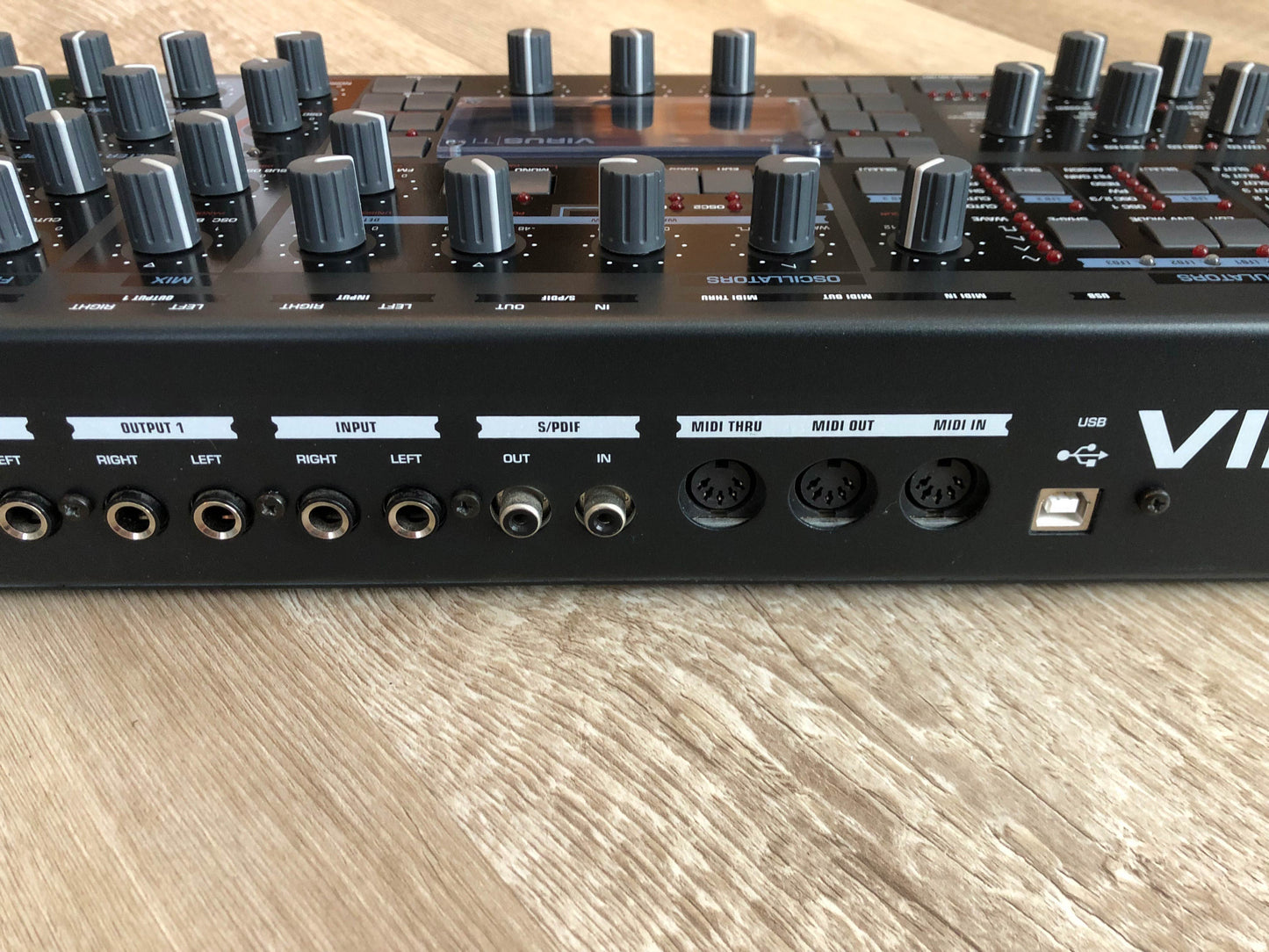 Access Virus TI Desktop Near-Mint w / All New Tacts, New Battery, Power Supply + HQ USB Cable