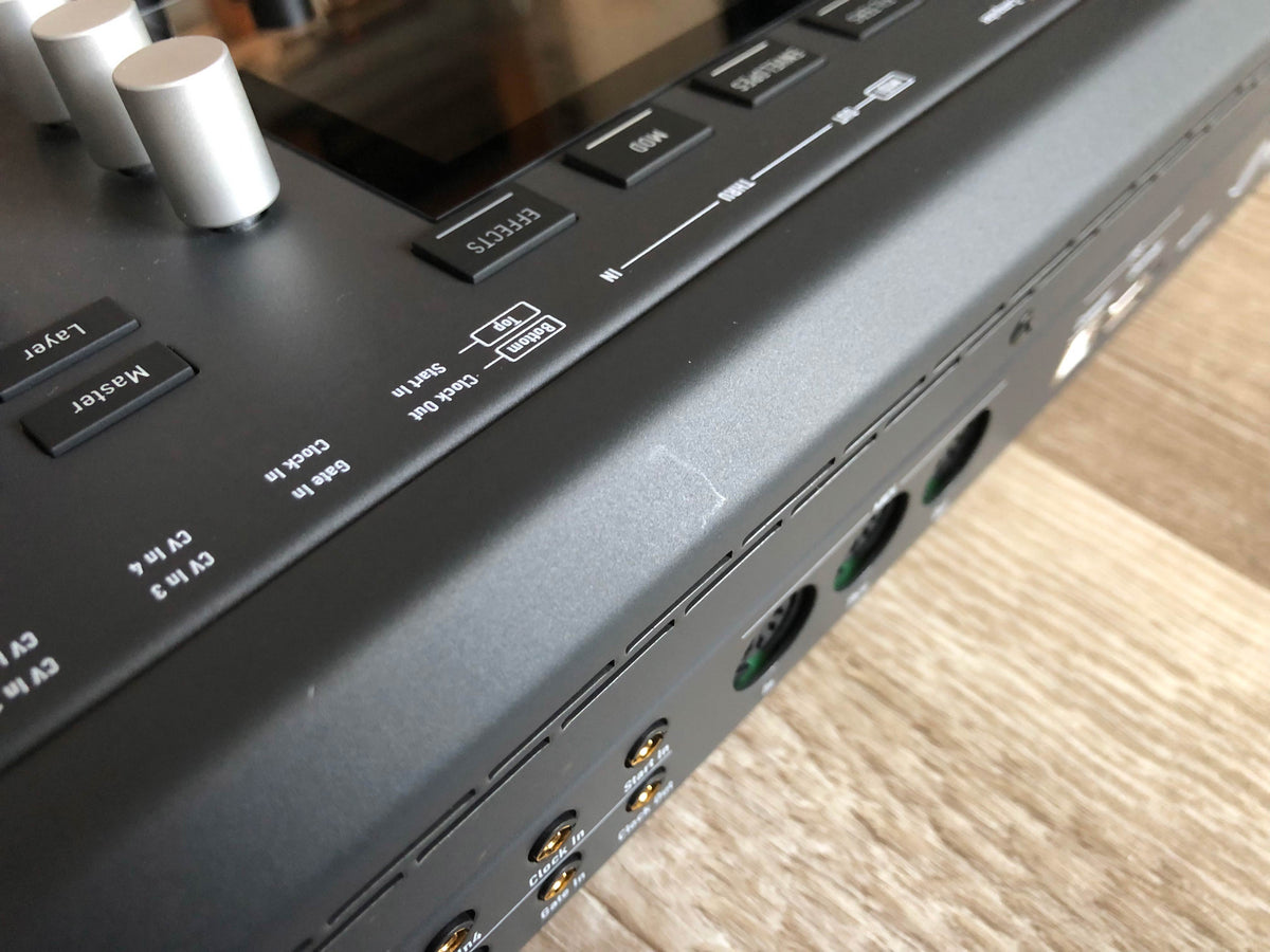 Waldorf Iridium Desktop MKI 16-Voice Synthesizer w/ OG Box, Manual + PSU