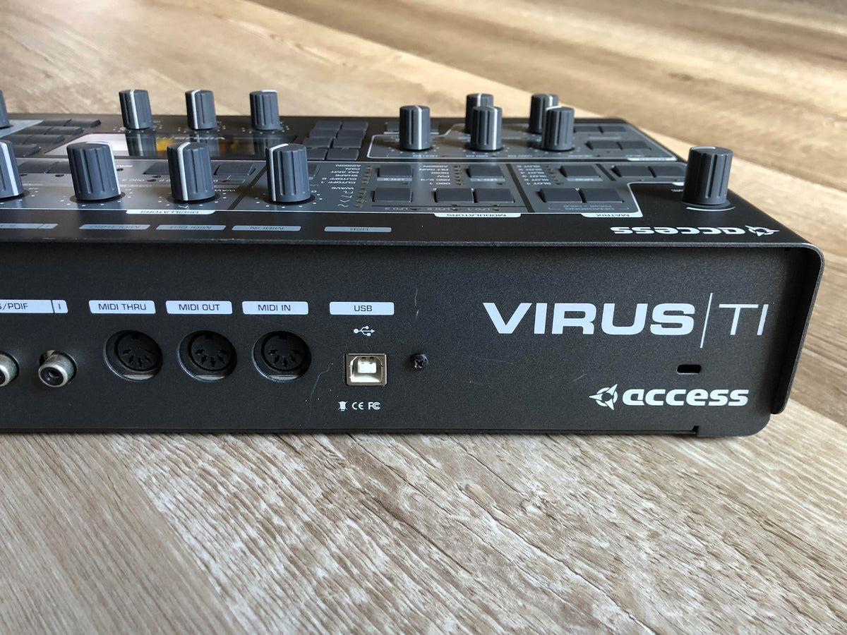 Access Virus TI2 Desktop Later Production Run w/ New Battery, PSU + HQ USB Cable