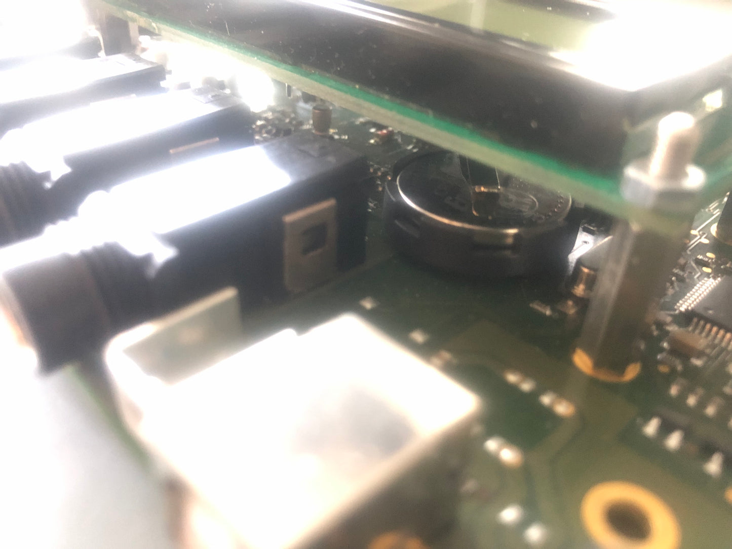 Access Virus TI Snow, All New Tacts & Pots, New Battery, LCD Bezel + PSU