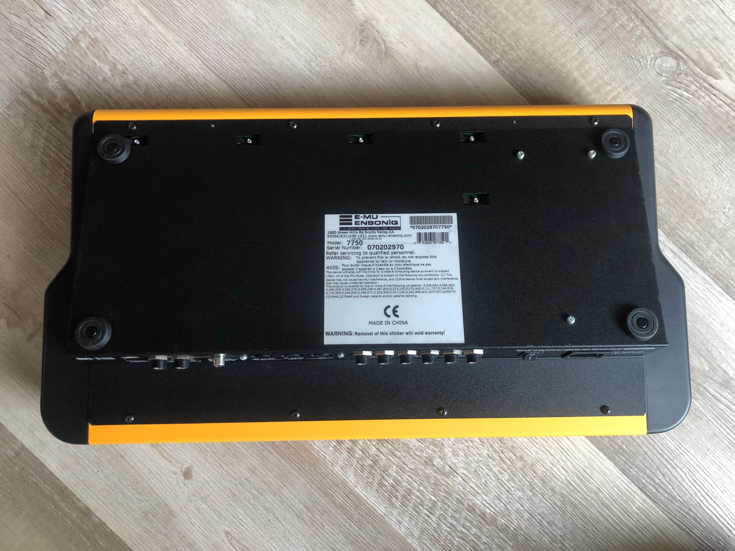 E-MU Systems XL-7 Command Station in Excellent Condition
