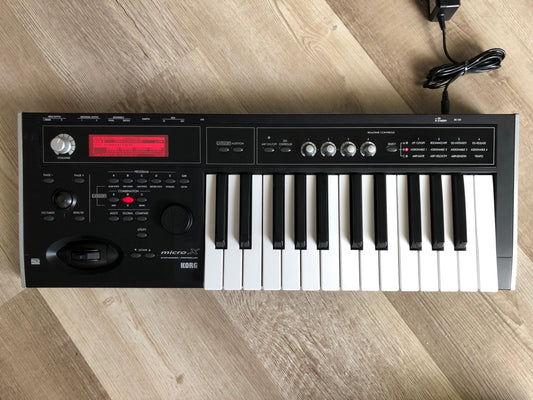 Korg MicroX w/ Orange Carrying Case + Aftermarket PSU