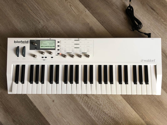 Waldorf Blofeld 49-Key Wavetable & Analog Modeling Synthesizer Mint w/ Original Box + Manual