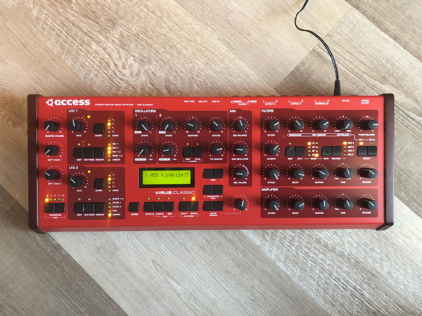 Access Virus Classic Desktop (B) w/ All New Tacts, Power Filter Cap, Battery + PSU, OS 4.9