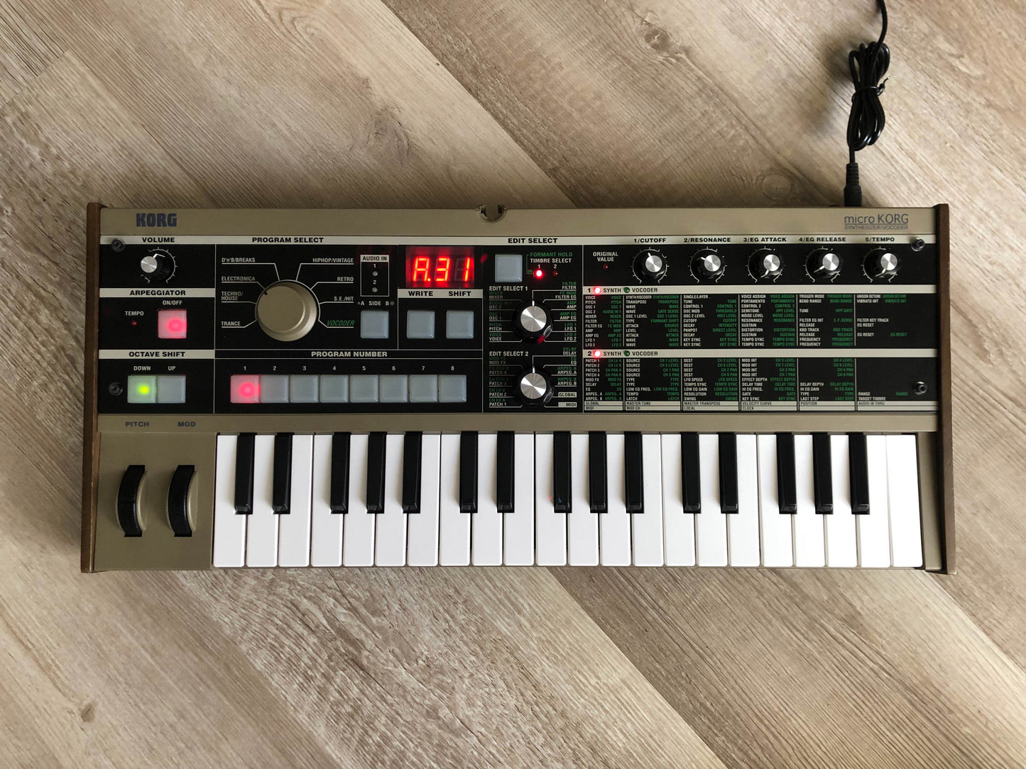 MicroKorg w/ Aftermarket Power Supply (no Mic / no Battery Power)